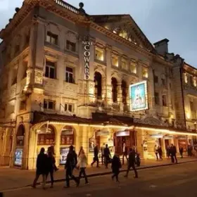 Noël Coward Theatre